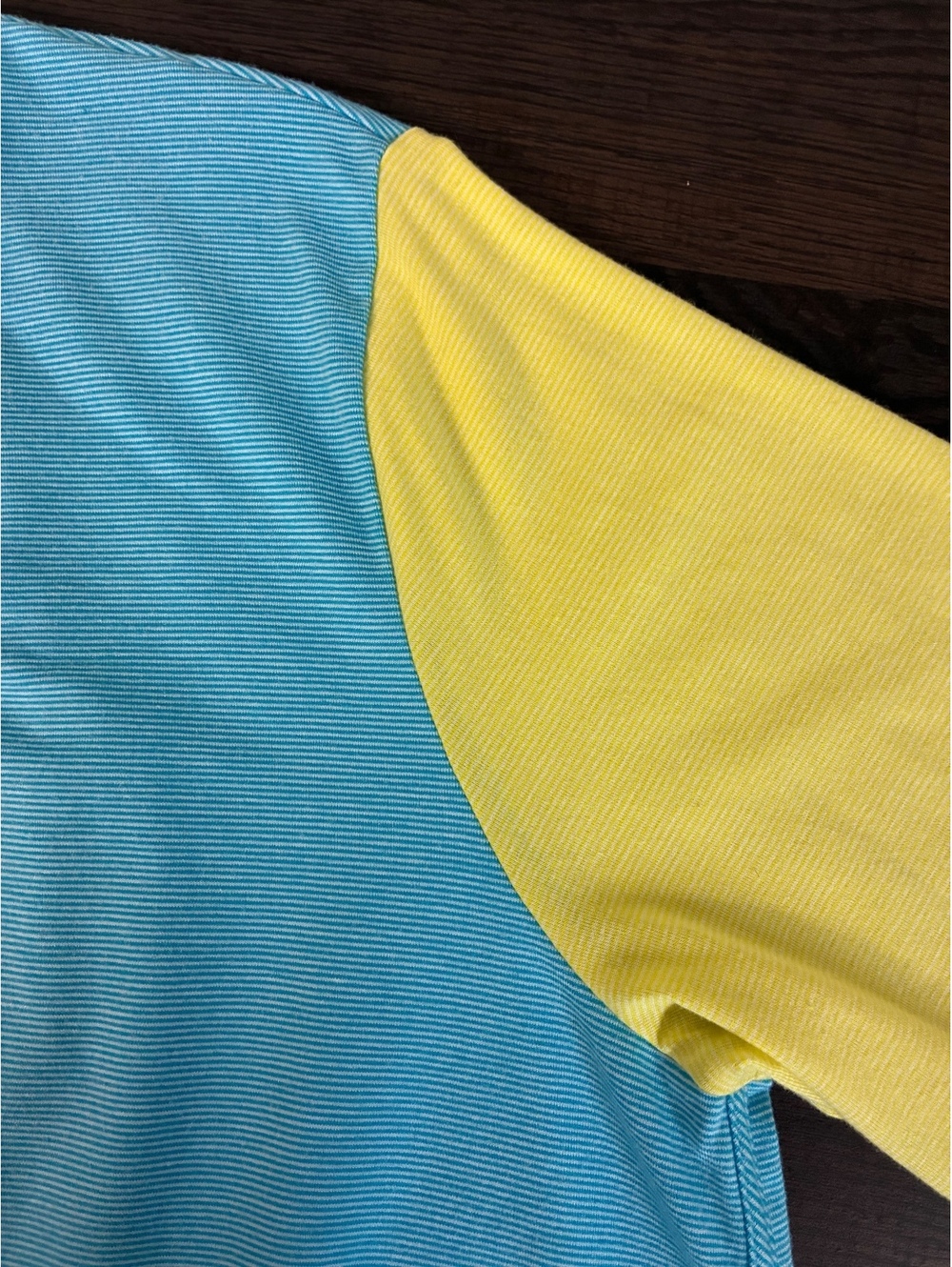 Lands’ End Blue Yellow Colorblock Long Sleeve Top L 14-16 Coastal Preppy - Picture 9 of 10